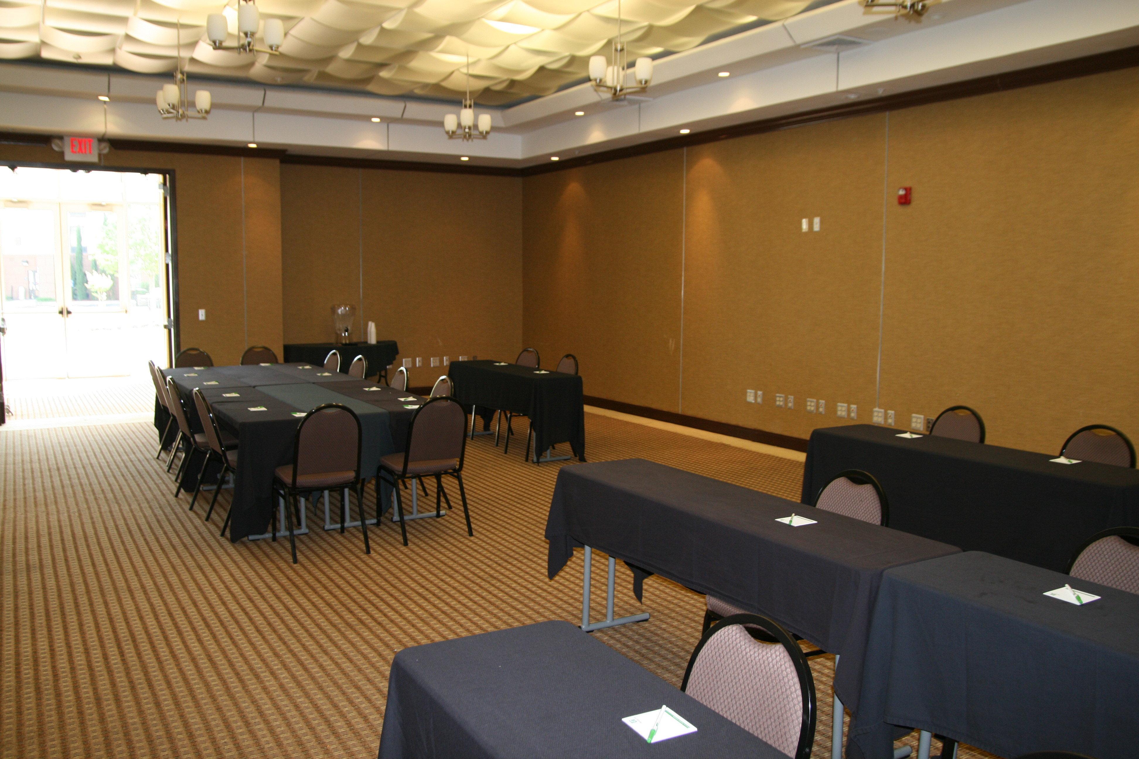 Holiday Inn Macon North By Ihg Exterior foto